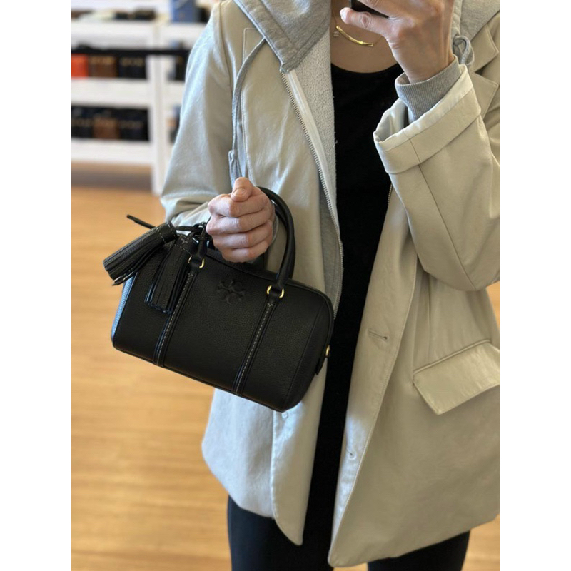 Túi Tory Burch Thea Mini Satchel dáng trống thanh lịch