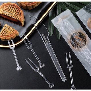 Set dao dĩa nhựa sử dụng cắt bánh Trung Thu, bánh Gato