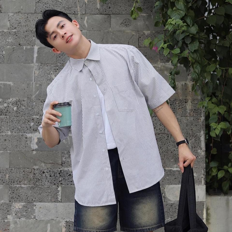 Áo Sơ Mi Ngắn Tay BASIC Màu Xám Trơn Sang Chảnh Nam Nữ Mặc Đều Đẹp