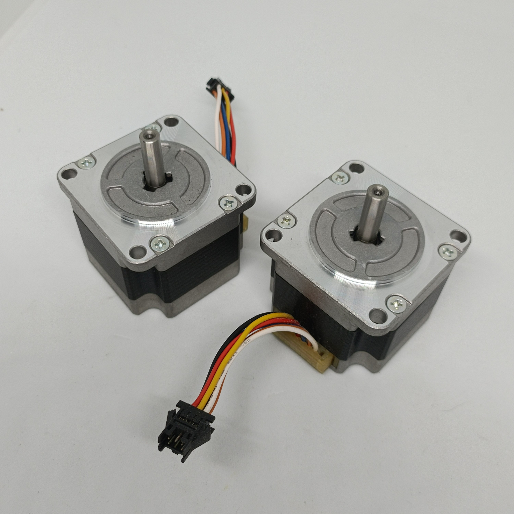Động cơ bước 2 pha step motor 50 dài 40mm Sanyo Denki mới 100%