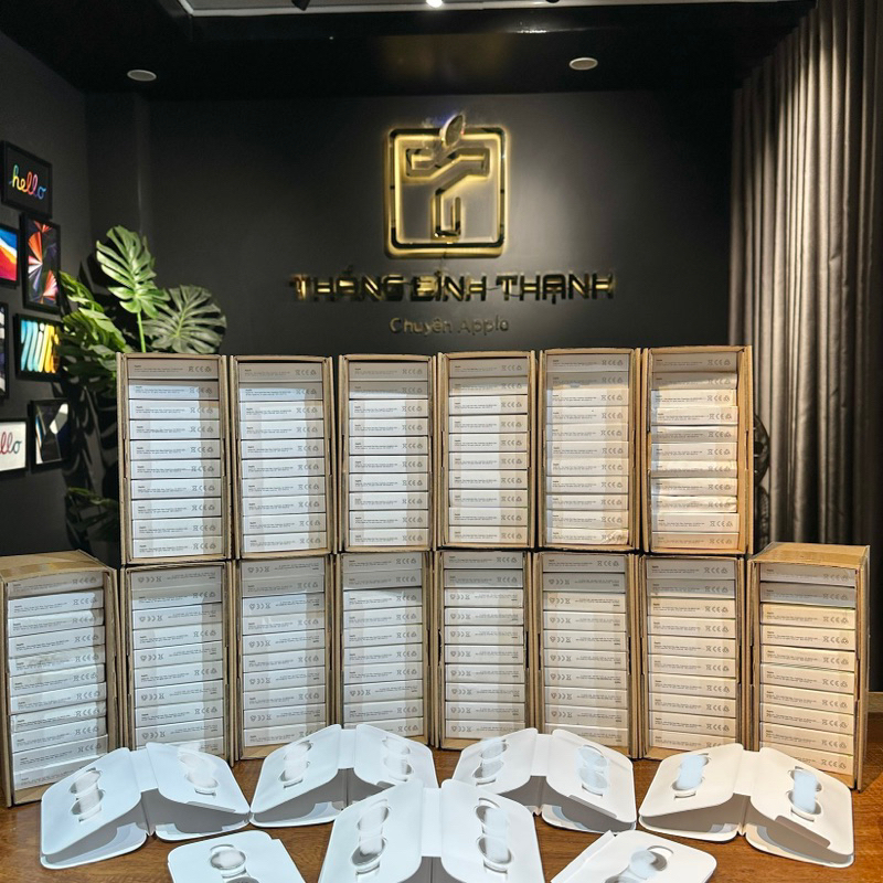 Định vị xe máy ô tô, theo dõi người già trẻ em chống thất lạc bản cắt loa