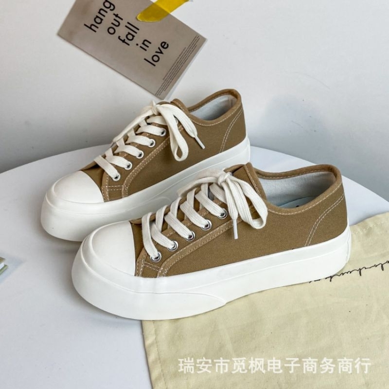 Pass: giày ulzaang basic chất vải màu nâu phù hợp cho cả nam lẫn nữ