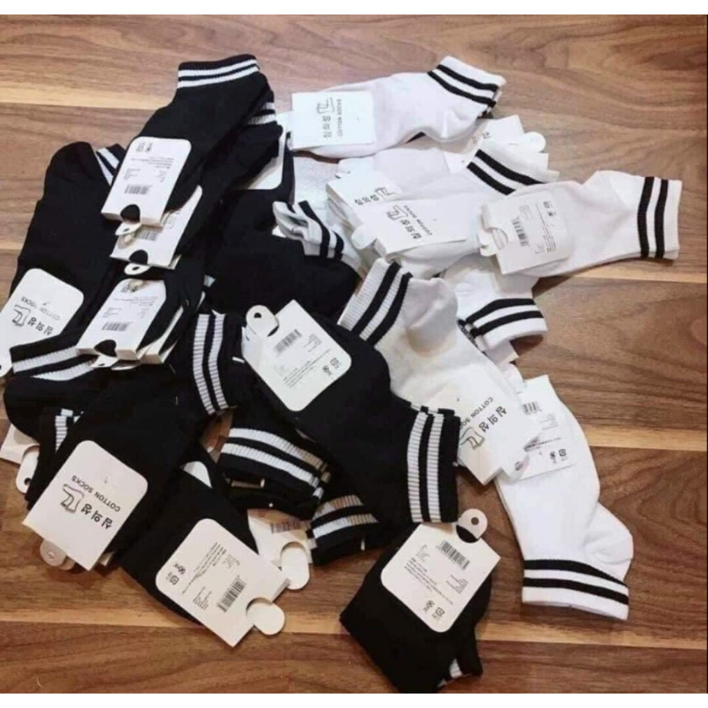 Tất Hàn Quốc Nam Nữ