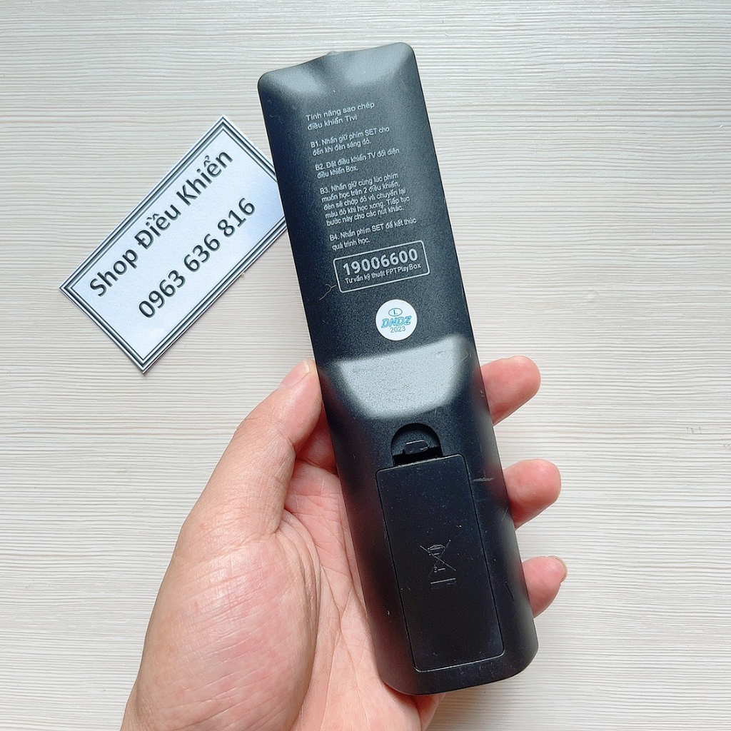 Điều khiển đầu thu FPT Play Box - Chính Hãng