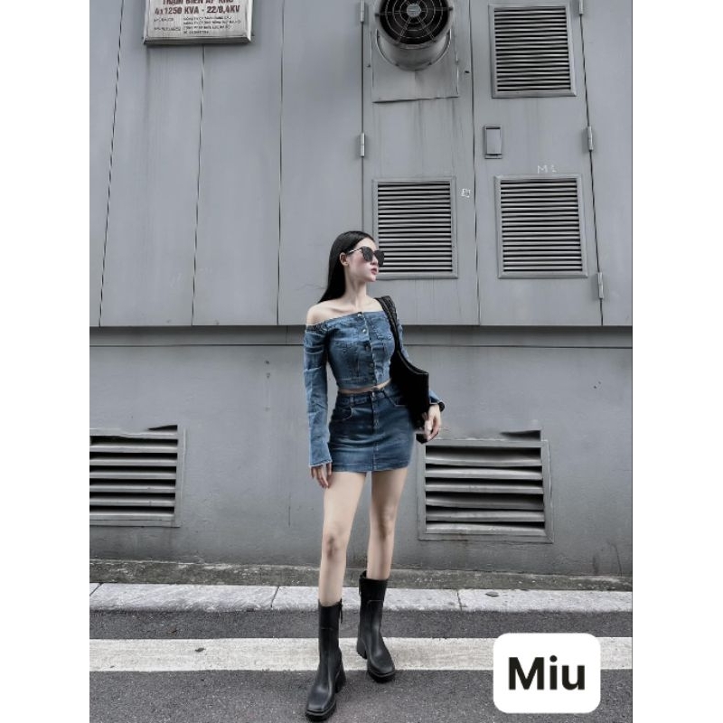 Set áo jaen trễ vai kèm chân váy