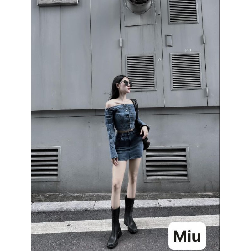 Set áo jaen trễ vai kèm chân váy