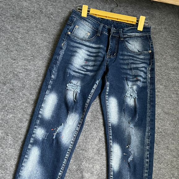Quần bò jean nam dài xanh rách vẩy sơn đẹp cá tính,chất jean co giãn chuẩn form giá tốt