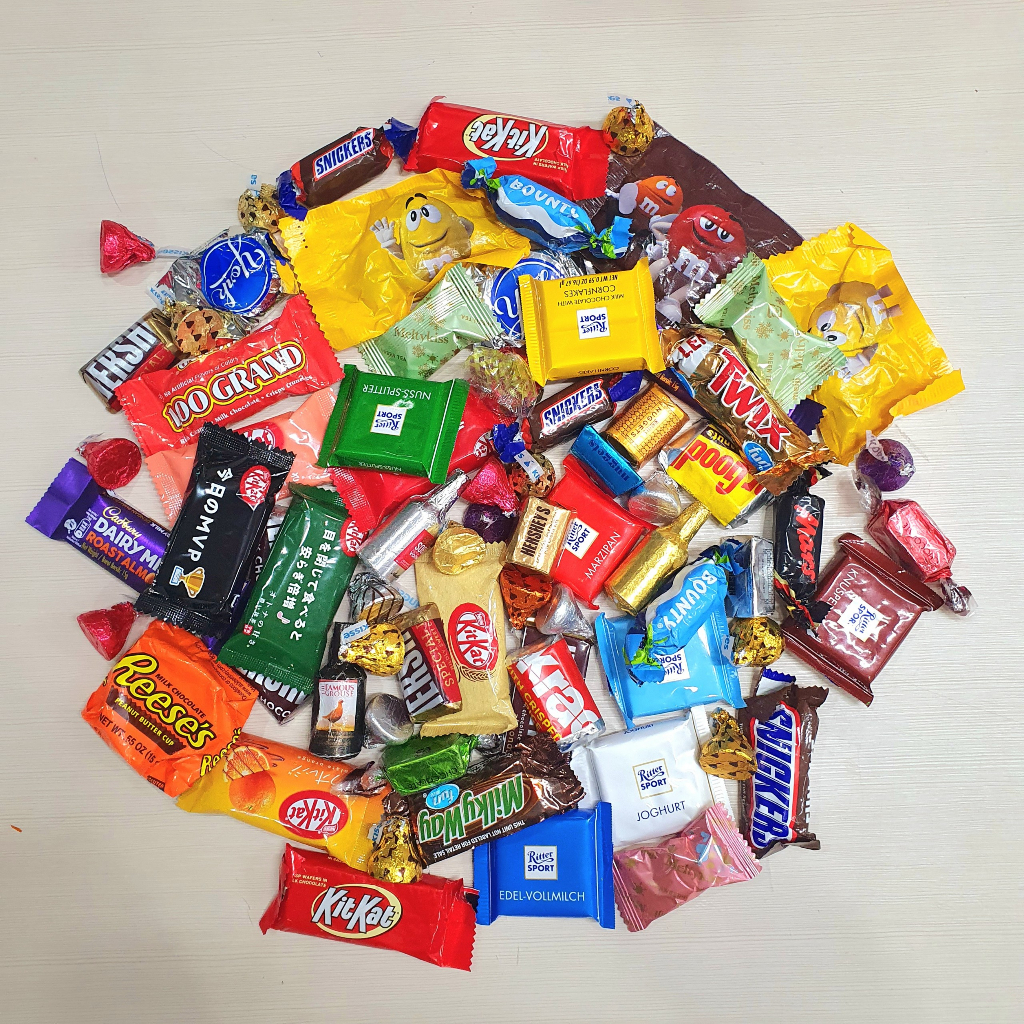 100G Socola Mix Tổng Hợp Nhiều Vị (Kirkland 150v, Hershey's, Kisses, Kitkat, Ritter Sport, Anthon Berg, Furuta, Baileys)
