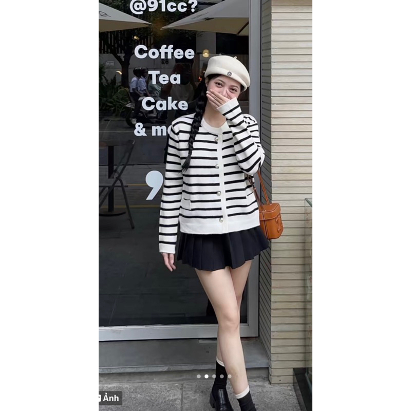 Áo len kẻ phối khuy dáng vừa hàng QC loại 1