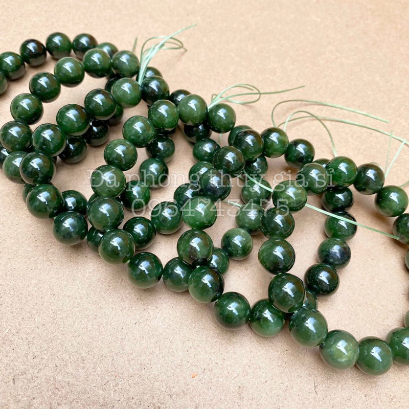 Vòng tay ngoc bich siêu vip đẹp chuẩn y như hình hàng đẹp kiểm định 5A tặng kèm hộp gấm cao cấp