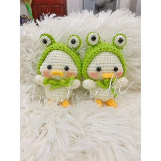 Móc khoá vịt đội mũ ếch bằng len handmade