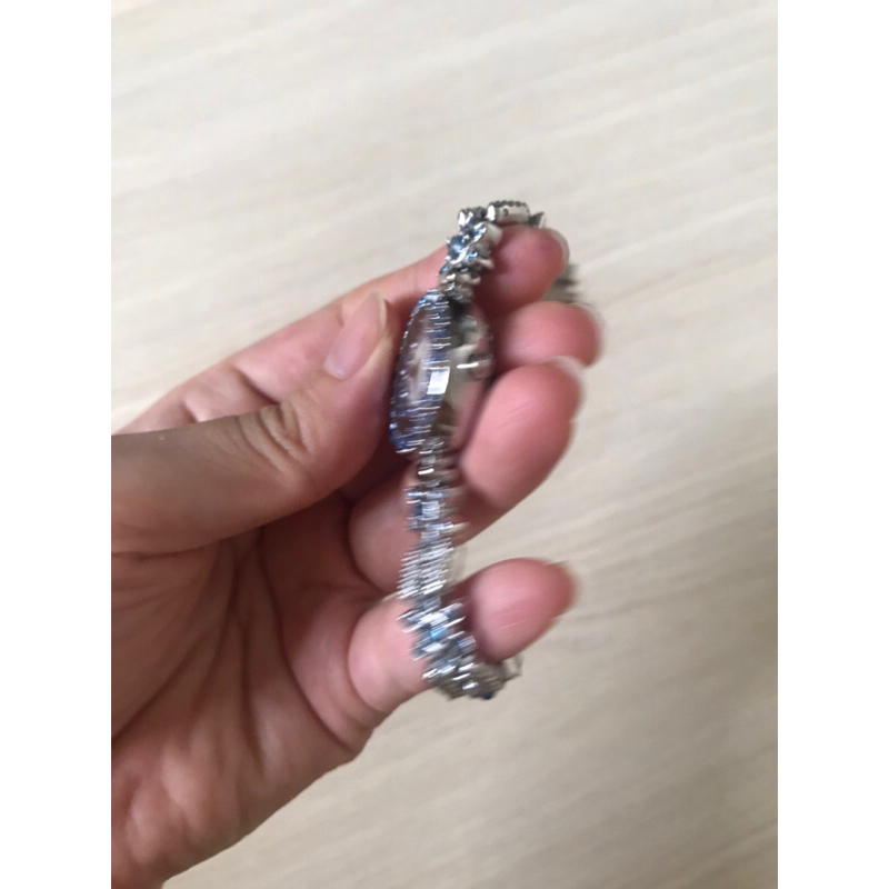 Đồng hồ nữ WEIQIN