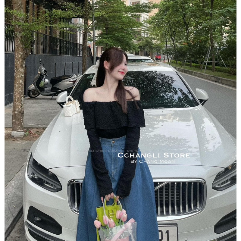 Sét áo xốp bẹt vai chân váy jean xoè