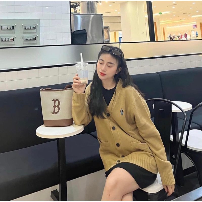 Áo Khoác Cardigan Whoau Cổ Tim Chính Hãng 💯