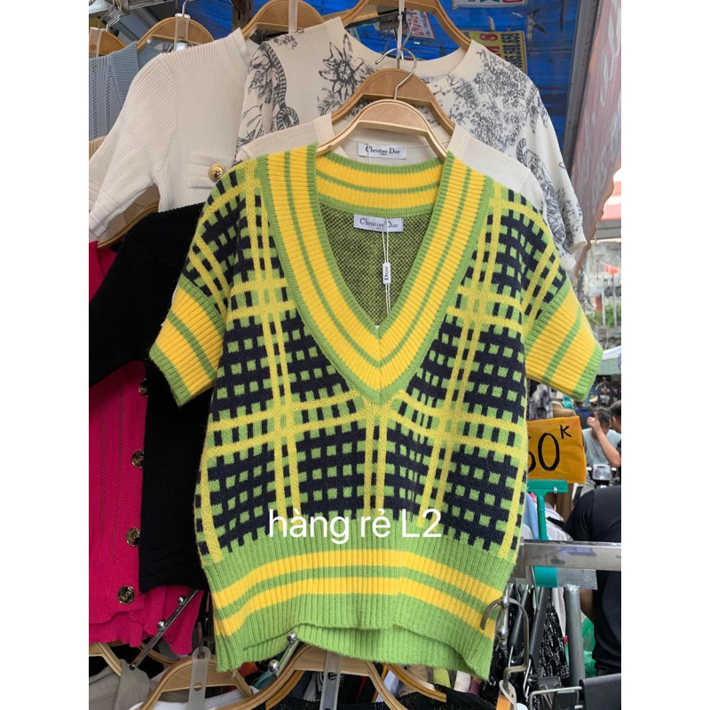 Áo len kẻ caro TQXK