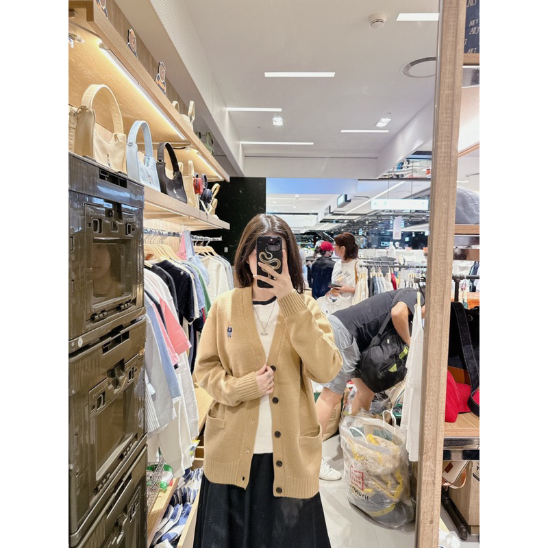 Áo Khoác Cardigan Whoau Cổ Tim Chính Hãng 💯