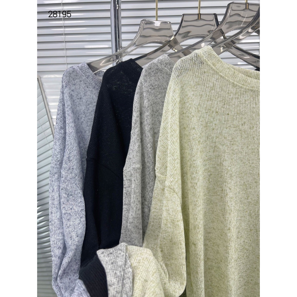 A28195-Áo cotton tiêu cổ tròn dài tay xẻ cạnh