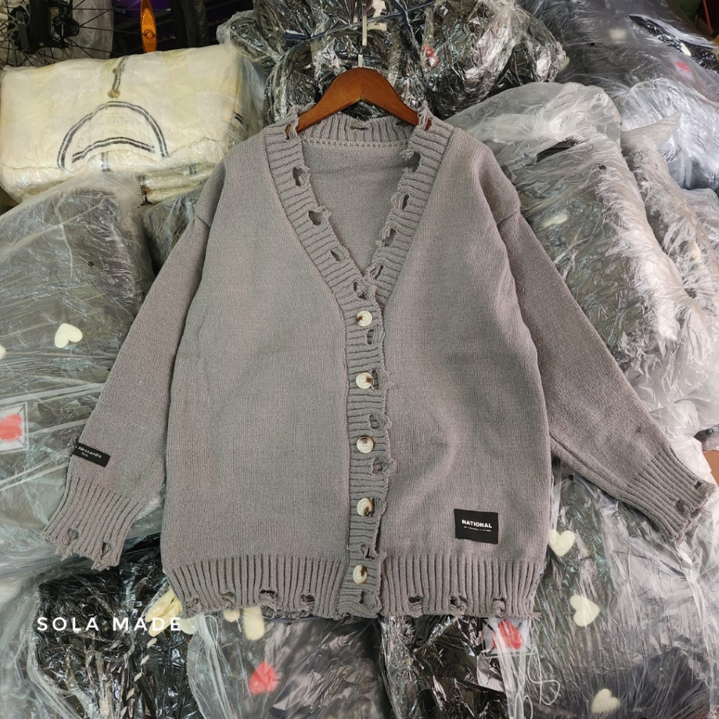 Áo cardigan len rách tag đen 3 màu hàng QC