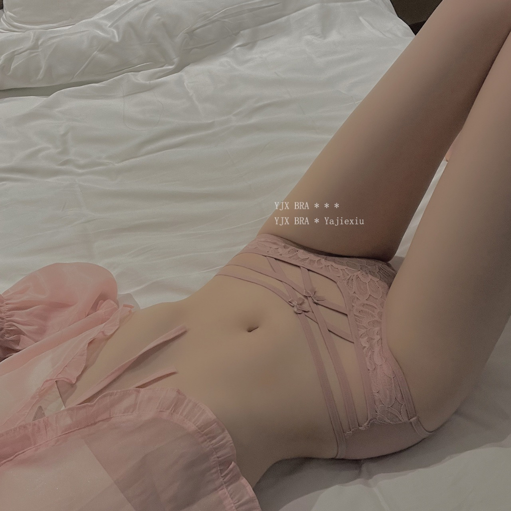 Quần Lót Nữ Ren Hoa Chéo Sexy Đính Nơ Gợi Cảm Tạo Đường Cong Quyến Rũ Siêu Hot 9029