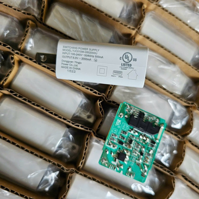 Bộ Sạc 5V - 2A Vsmart cho các dòng máy