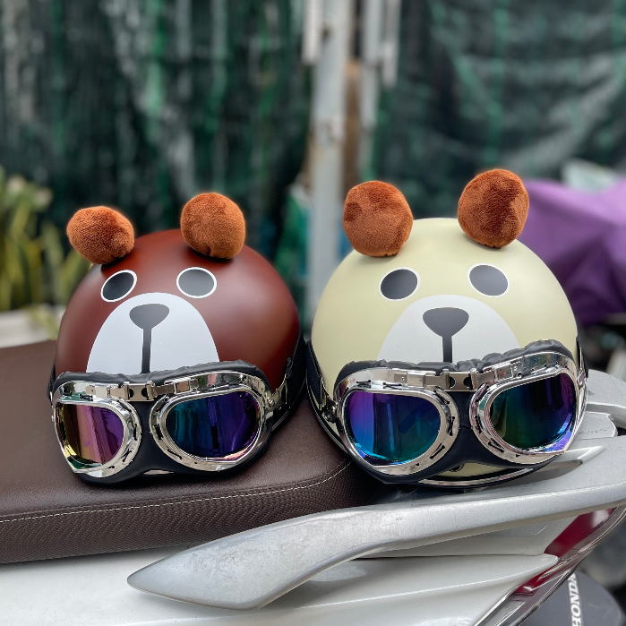 Nón bảo hiểm kèm kính phi công hình con gấu nâu có tai dễ thương