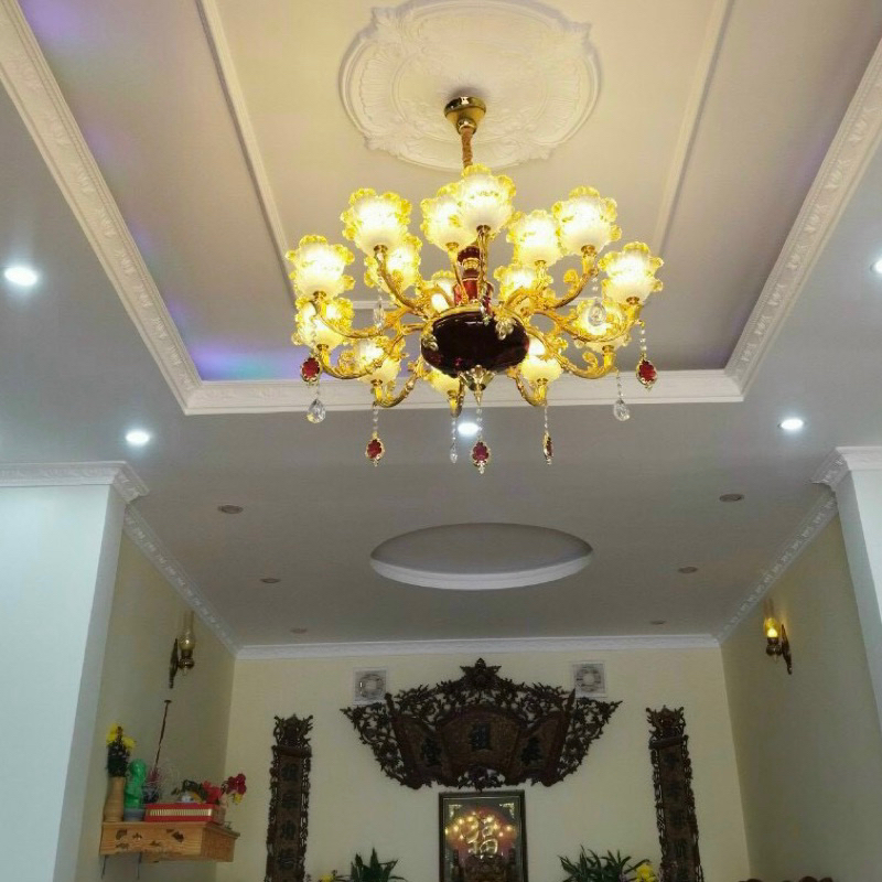 Đèn chùm trang trí 15 tay - Ánh sáng vàng