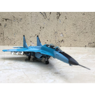 Mô hình máy bay tiêm kích mig 35 - 1:100