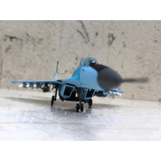 Mô hình Máy bay Tiêm kích MIG 35 - 1:100