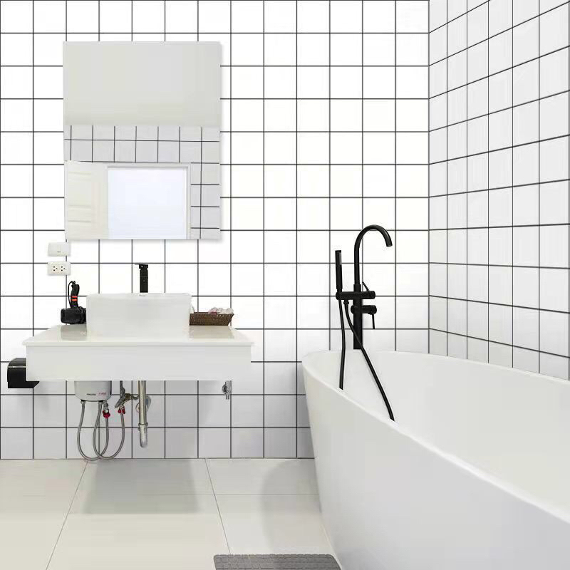 Decal tráng nhôm chịu nhiệt bóng dễ lau chùi chống dầu mỡ keo sẵn