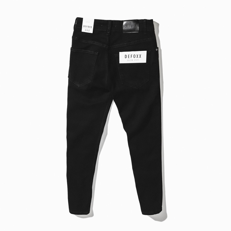 QUẦN JEANS DEFOXX - MÀU ĐEN - FORM SLIMFIT - RÁCH & TRƠN