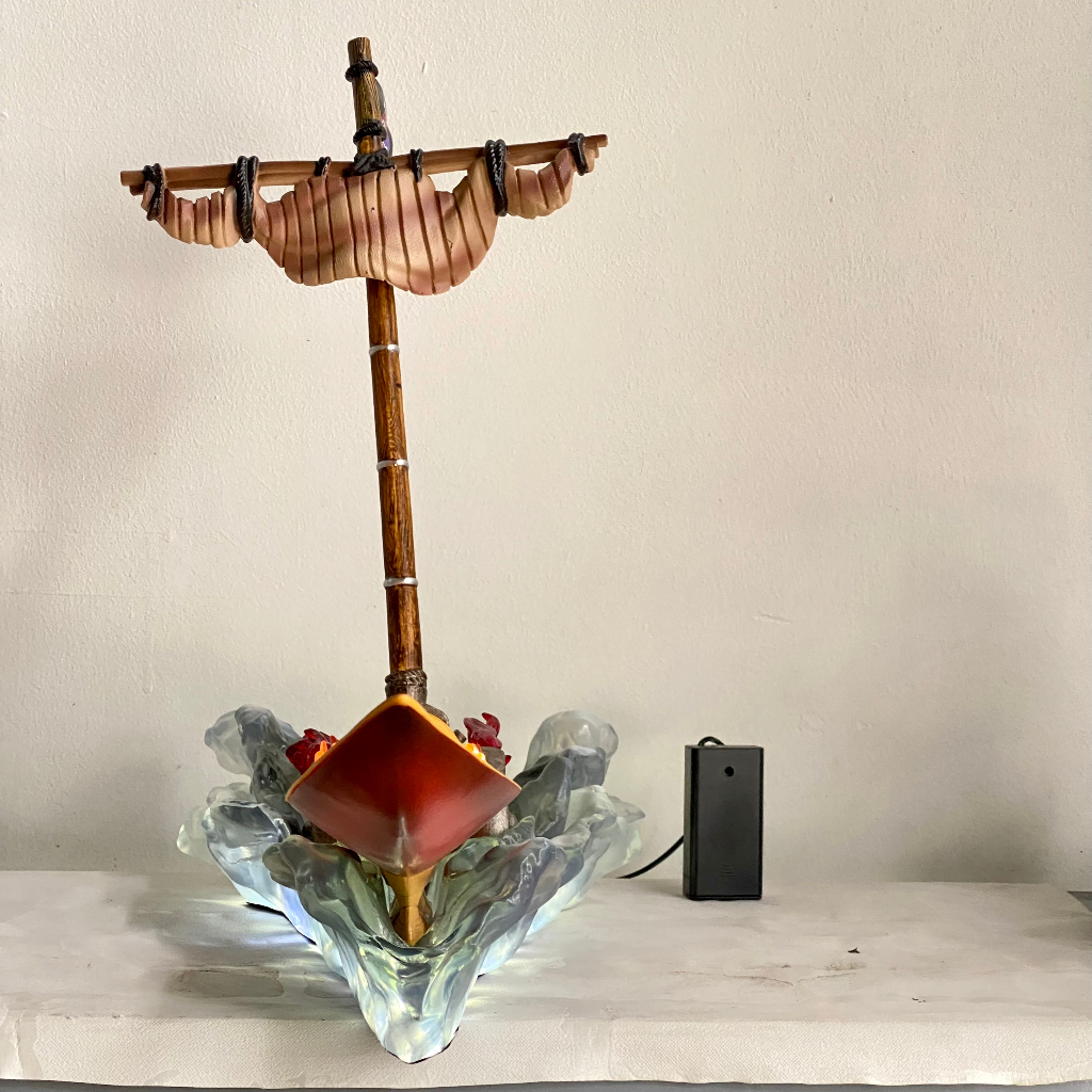 Mô hình Thuyền của Ace cao 36CM dài 45CM - Mô hình thuyền Ace có LED cực đẹp -Thuyền one piece Ace Hỏa Quyền