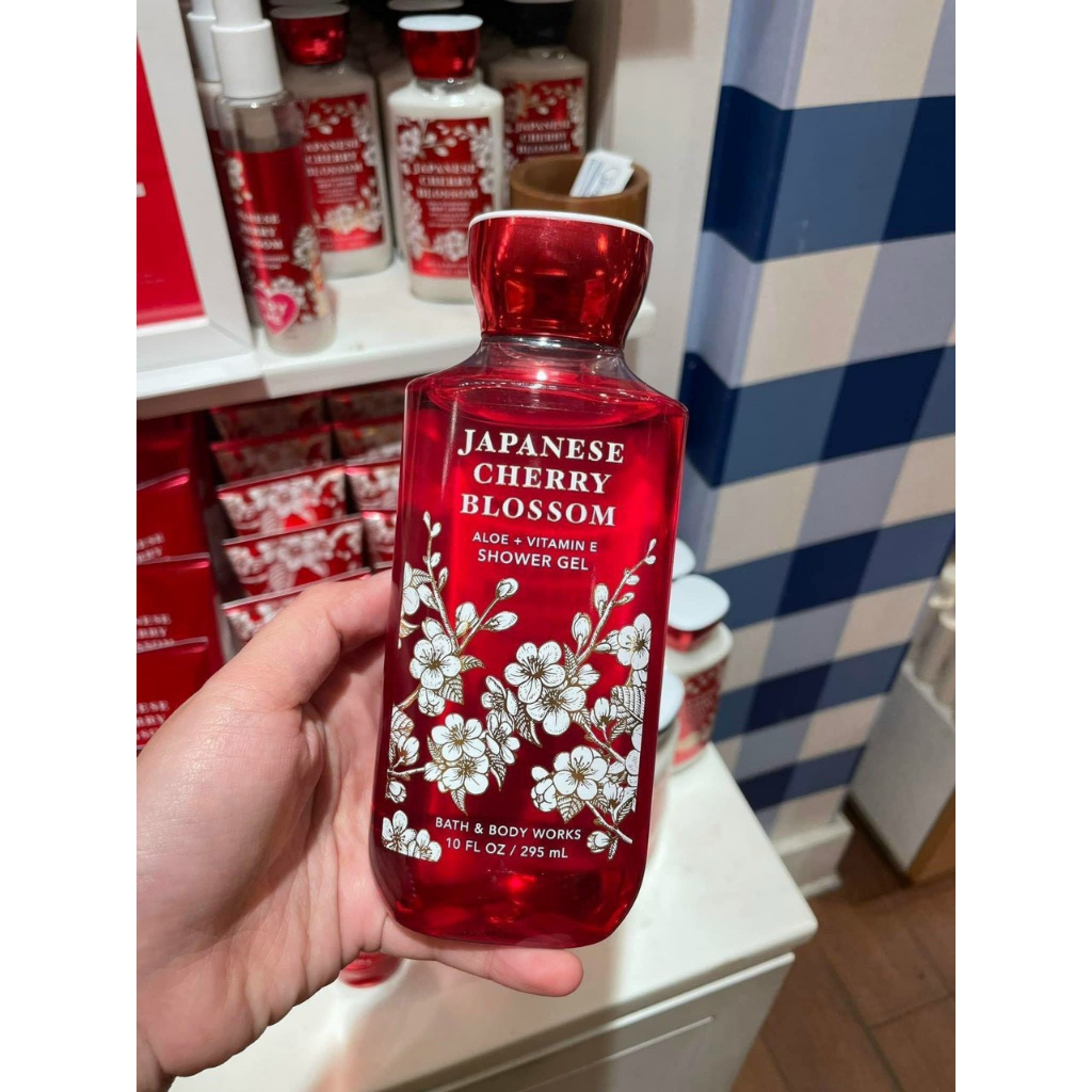 Sữa tắm  tông nước hoa Victoria’s  300ml