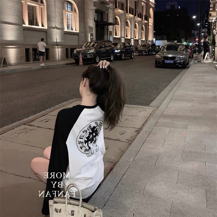 Áo thun dài tay ChromeHearts chữ thập phối 2 màu phong cách cá tính Quảng Châu Cao Cấp Loại 1