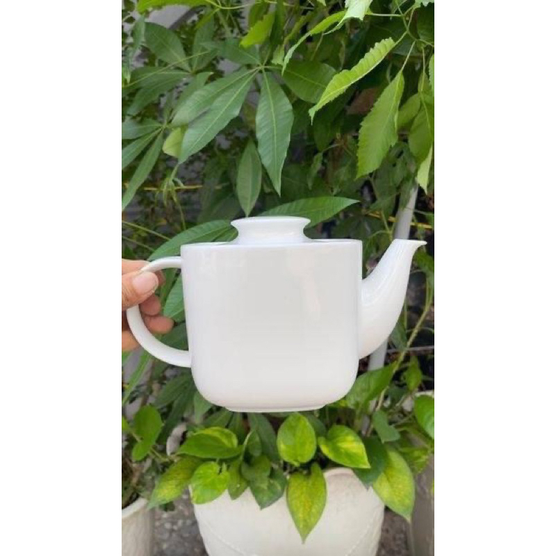 Ấm trà vuông Minh Long 1