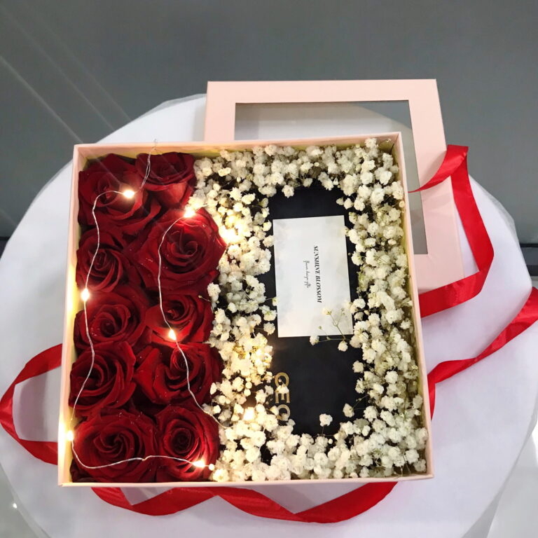 Hộp Vuông Bìa Cứng Cao Cấp Mặt Mica Qùa Tặng - MINDI STORE