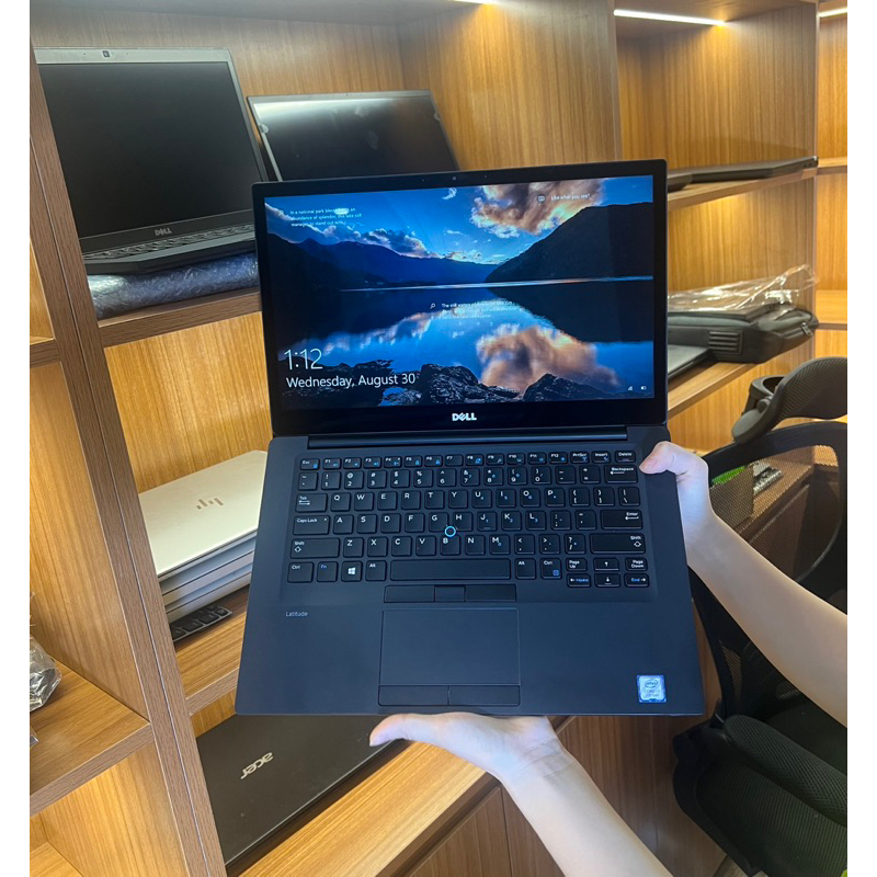 Laptop Dell Latitude 7490 Core i7-Gen 8 Ram 16G SSD 256 Màn Full HD Đẹp 99% Bất Chấp Giá Zin mỹ | BigBuy360 - bigbuy360.vn
