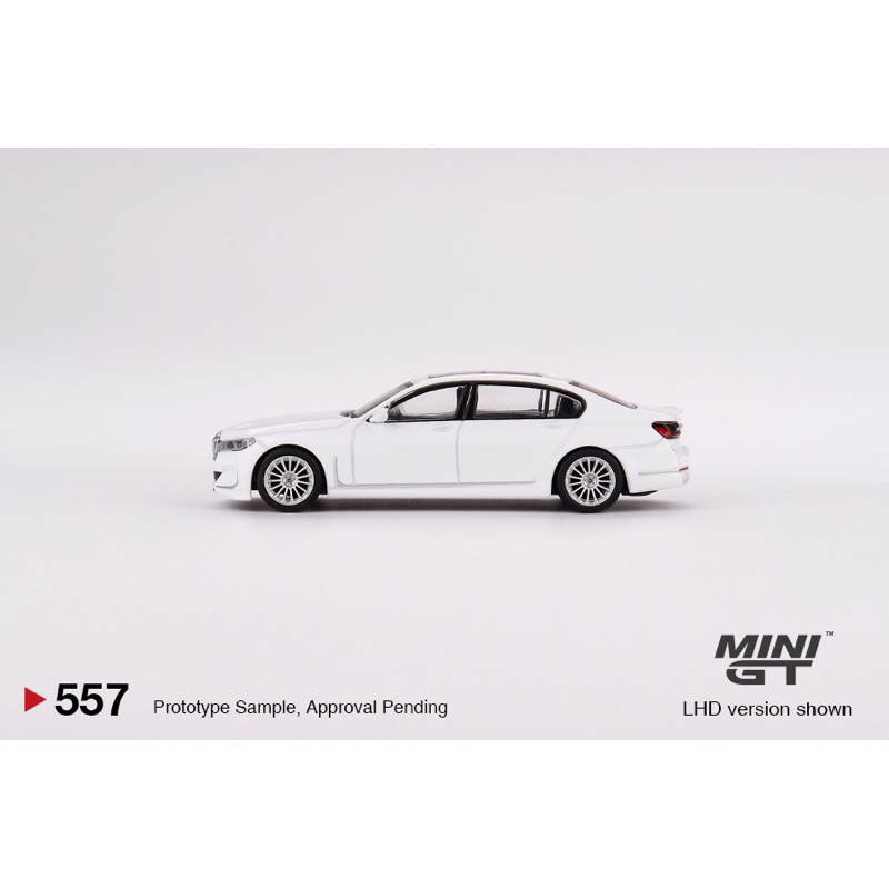 Hobby Store xe mô hình Mini GT #557 BMW Alpina B7 xDrive Alpine White Trắng - LHD
