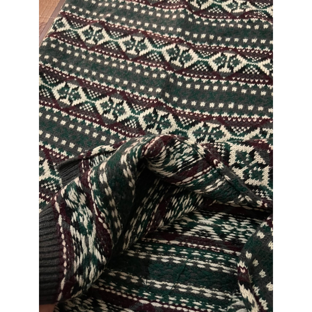 Chân váy len họa tiết dài