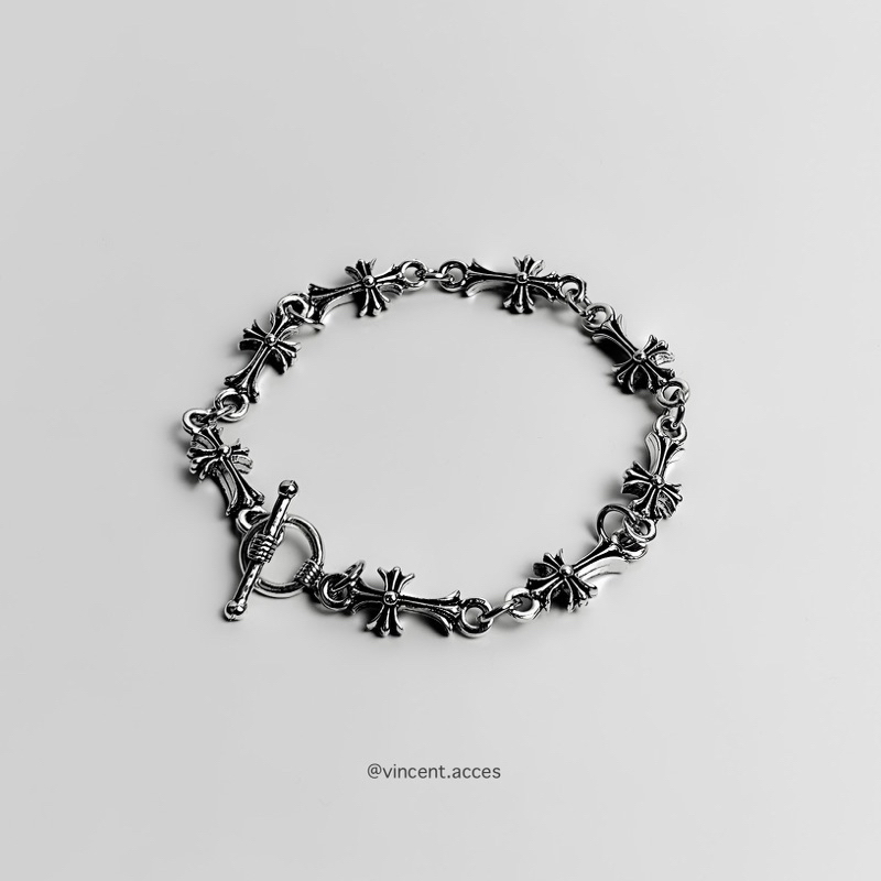 Vòng tay Chrome Hearts