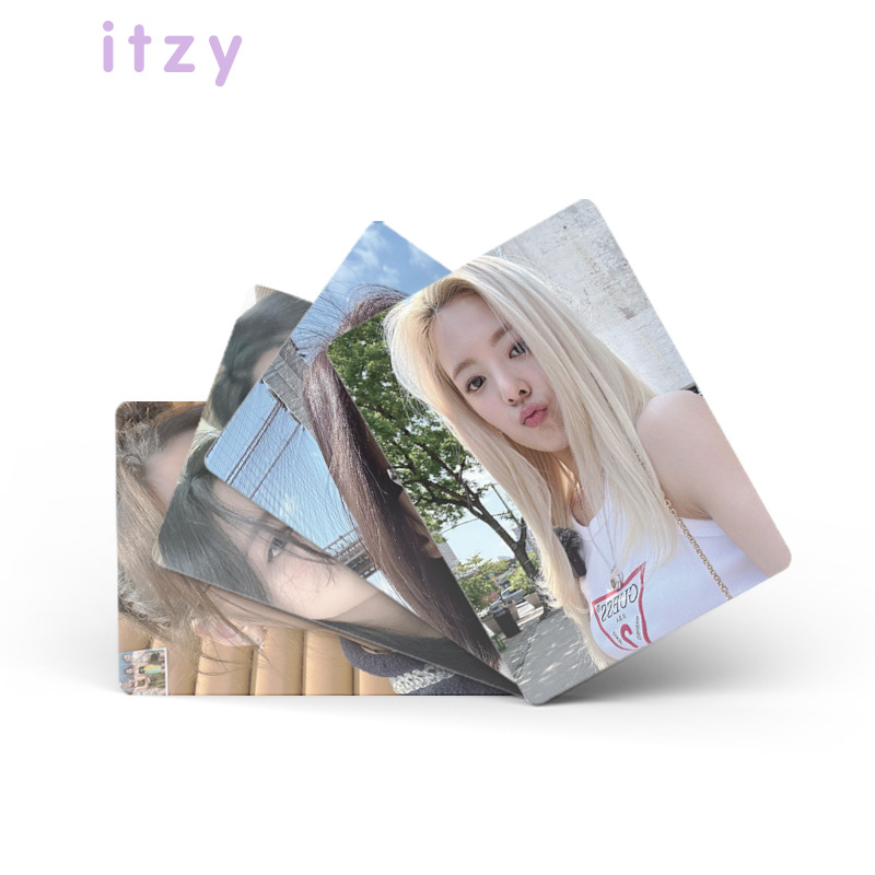 Lomo card ITZY Hologram Thẻ bo góc Album Thần Tượng Kpop PHOTO CARD Hộp Quà Tim