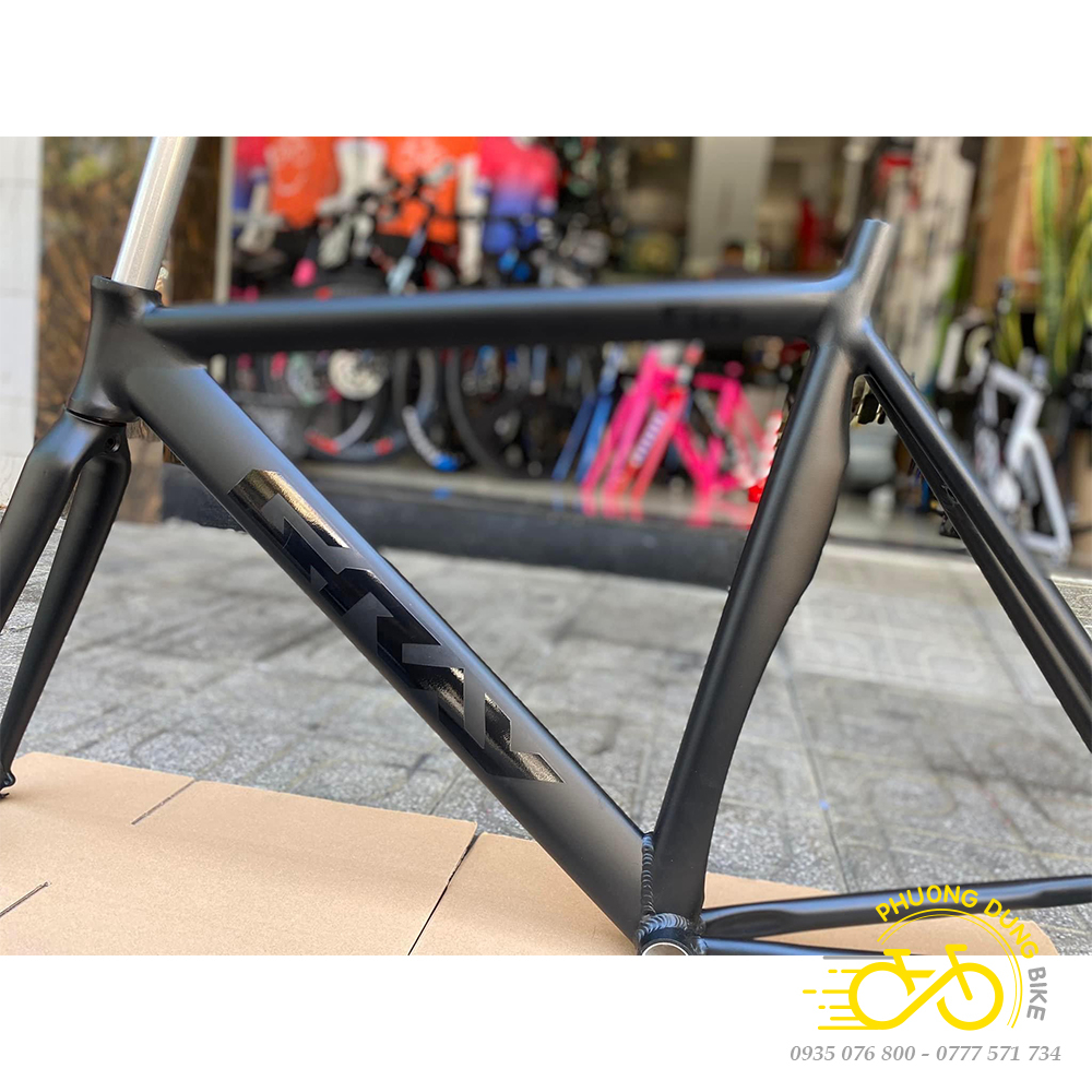 Khung sườn nhôm xe đạp Fixed Gear GRAY F10