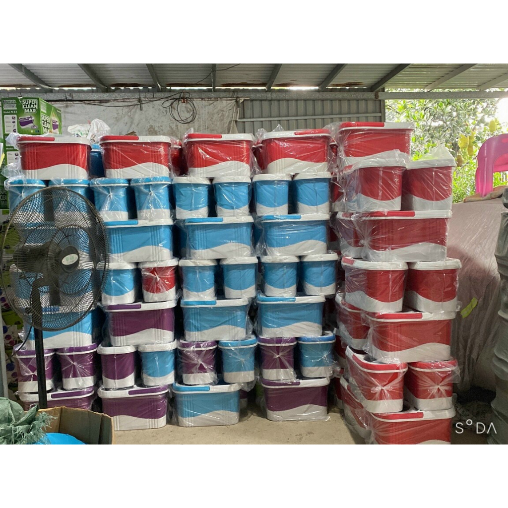 Thùng Lau Nhà 360 độ  màu ngẫu nhiên