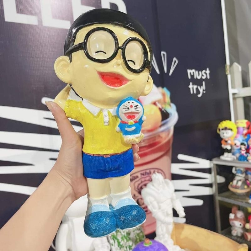 ( Tặng kèm 1 sp bất kỳ)TƯỢNG THẠCH CAO NOBITA 28CM có kèm 12 màu, 2 cọ và khay màu