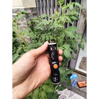 đèn pin siêu sáng 352 Japan