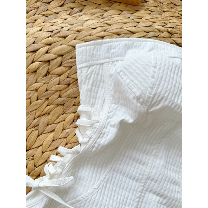 Đầm cúp ngực đan dây eo