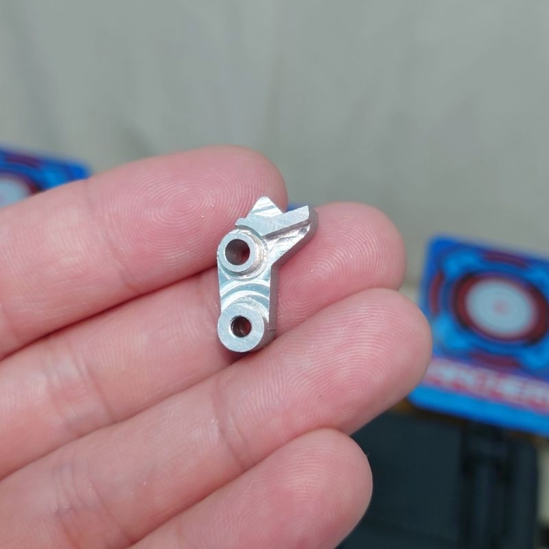 LẪY / PISTOL KIM LOẠI  Q1 Q1C Q7