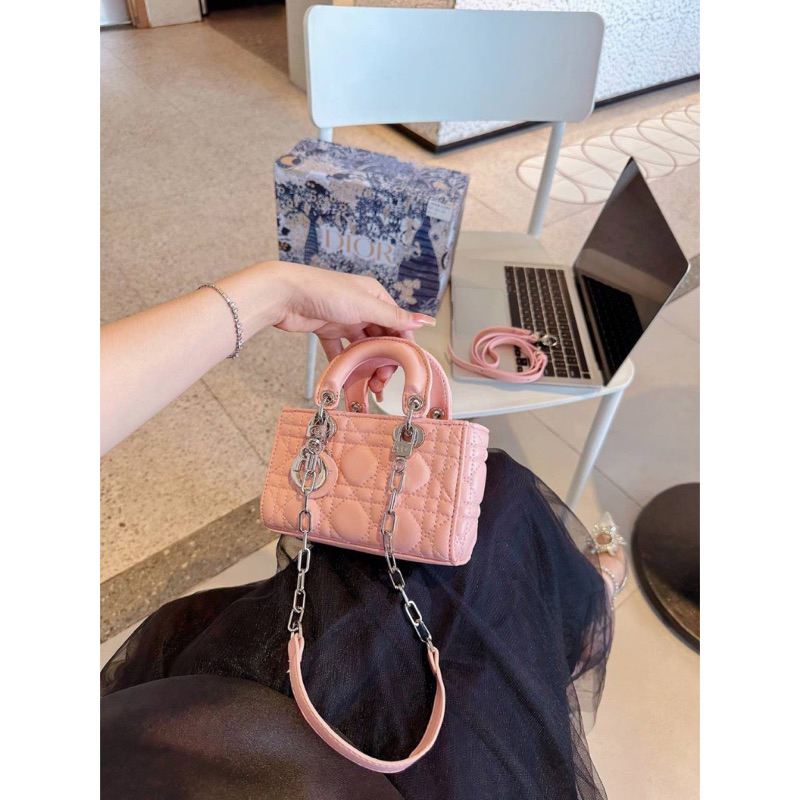 Túi D dáng ngang size 17cm