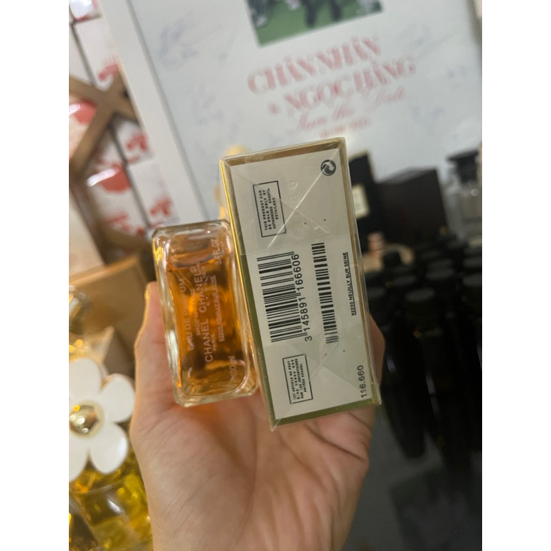 Nước Hoa Đấu Giá