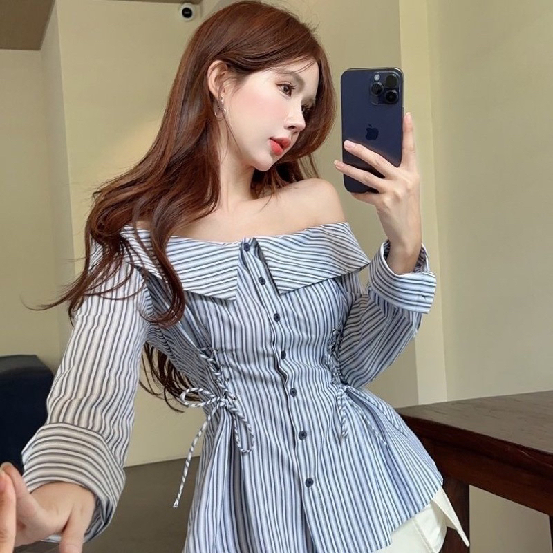 Áo Sơ Mi Trễ Vai Kẻ Xanh