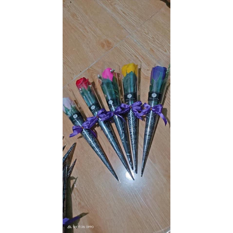 Tem dán trang trí bó hoa